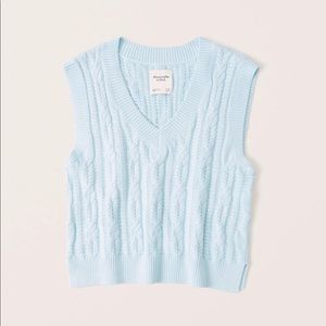NWT Abercrombie Cropped V-Neck Sweater Vest